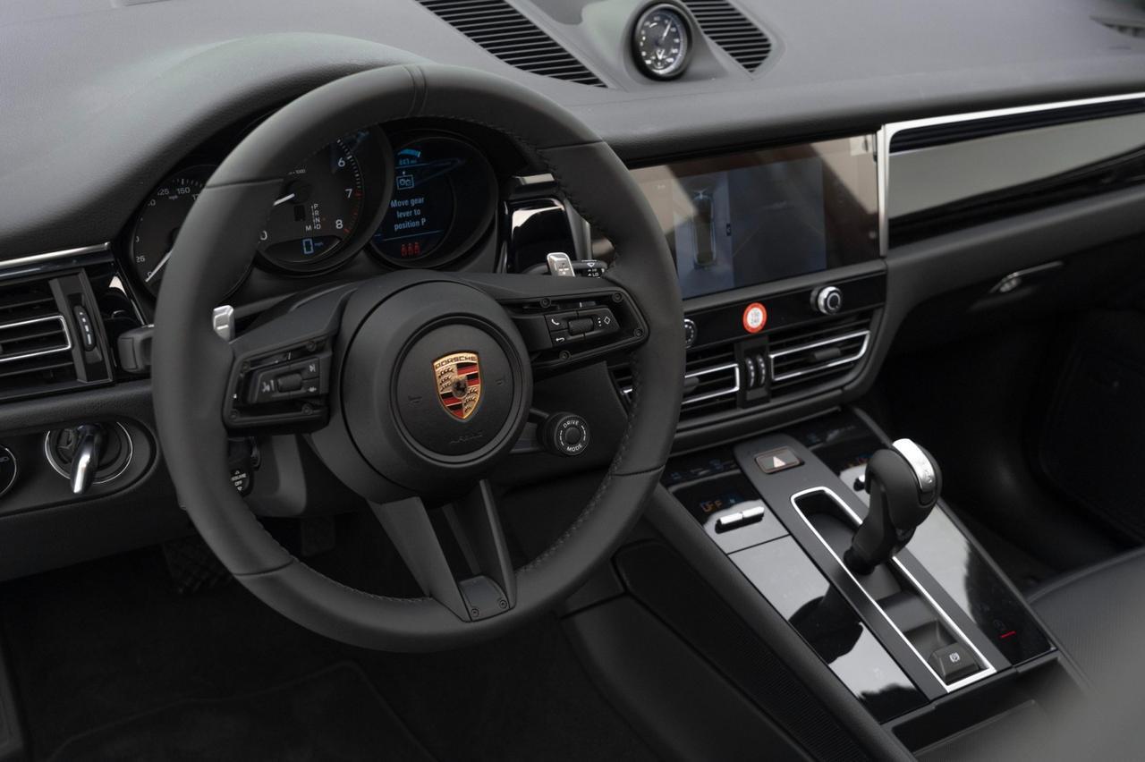 2025 Porsche Macan Pompano Beach FL