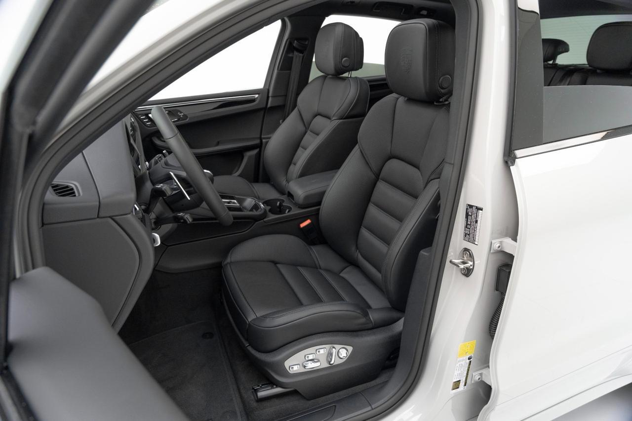 2025 Porsche Macan Pompano Beach FL