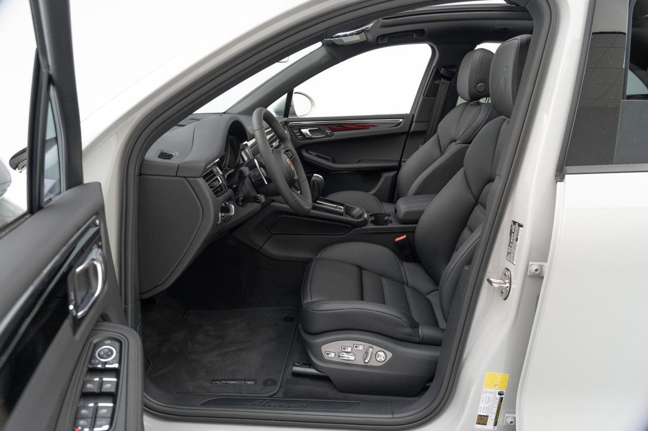 2025 Porsche Macan Pompano Beach FL