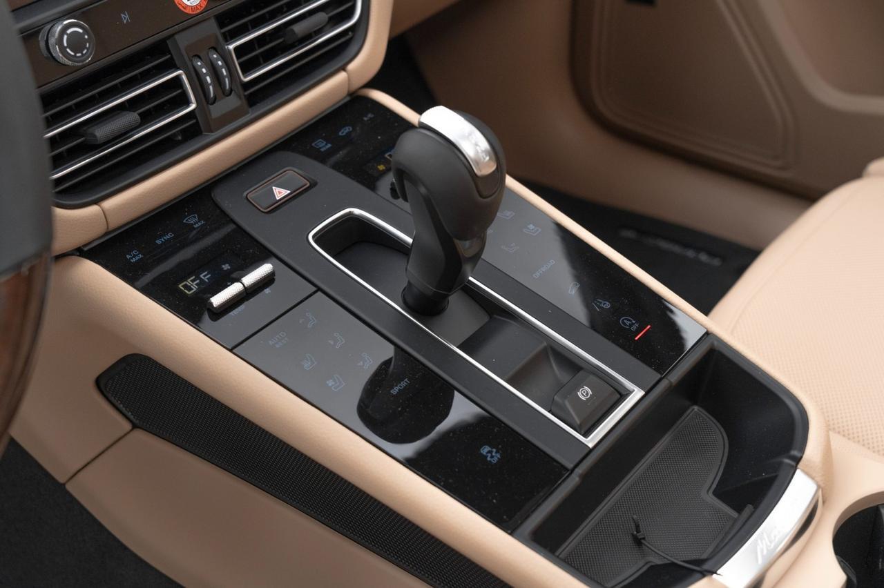 2025 Porsche Macan Pompano Beach FL