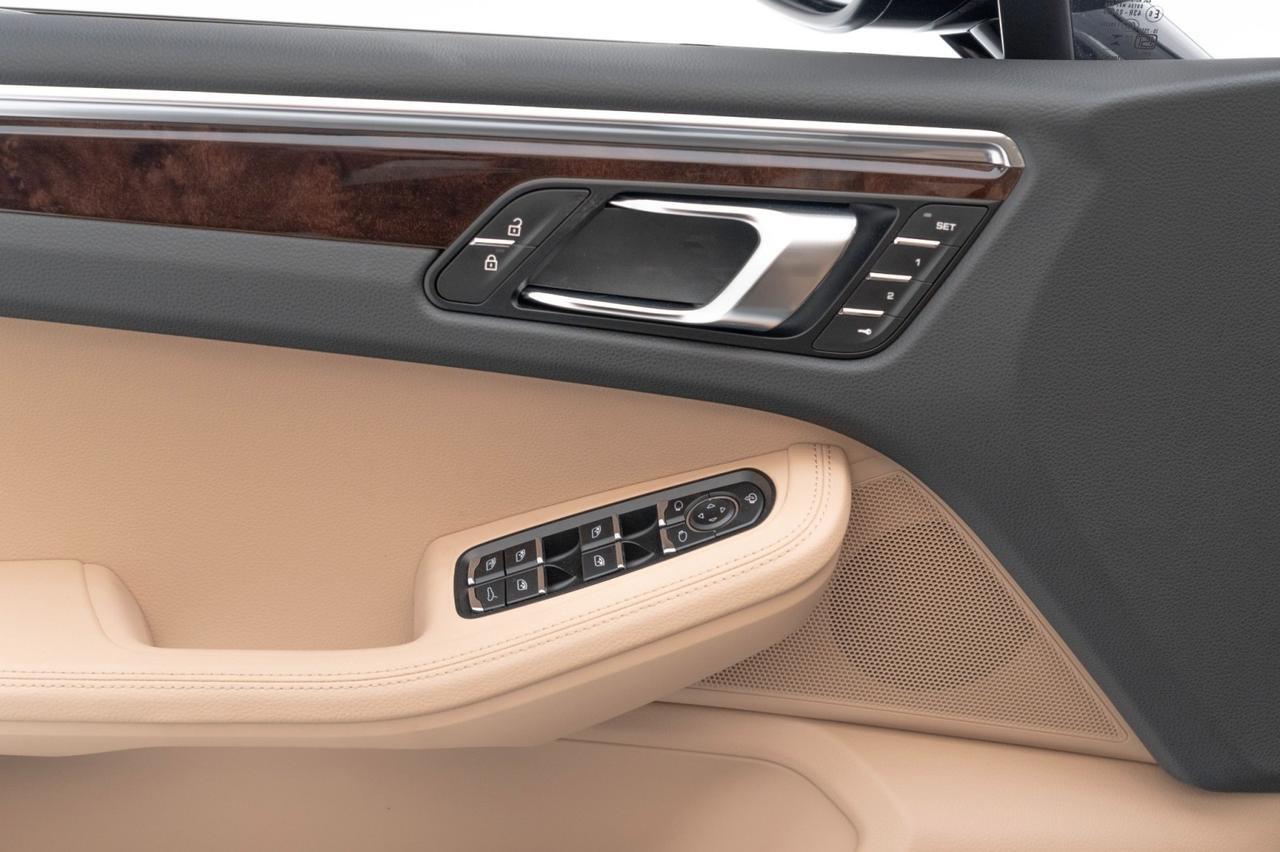 2025 Porsche Macan Pompano Beach FL