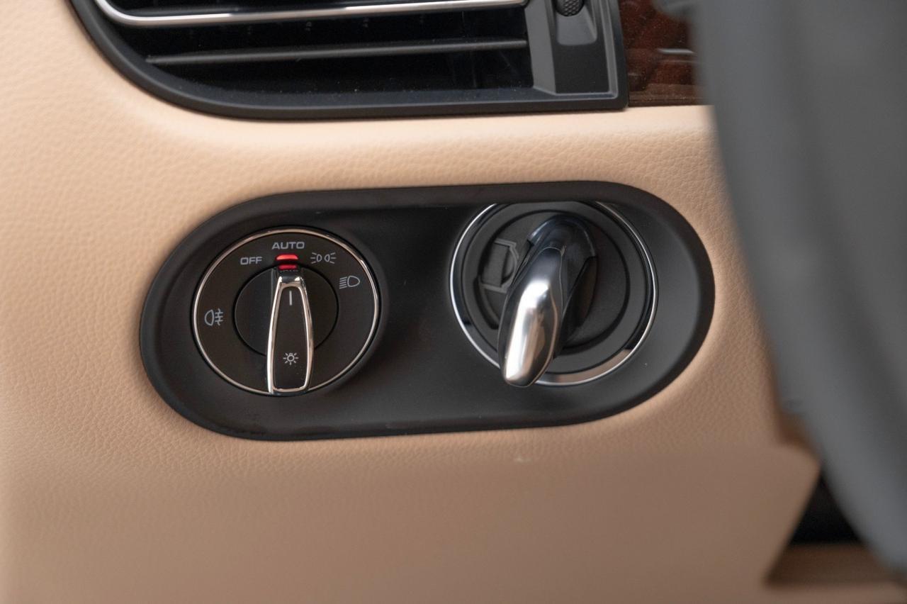 2025 Porsche Macan Pompano Beach FL