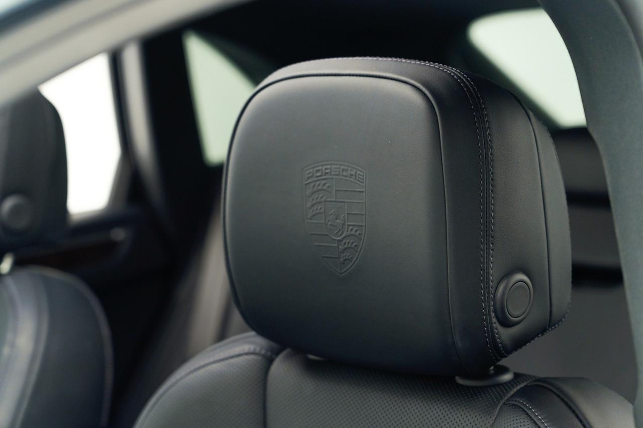 2025 Porsche Macan Pompano Beach FL