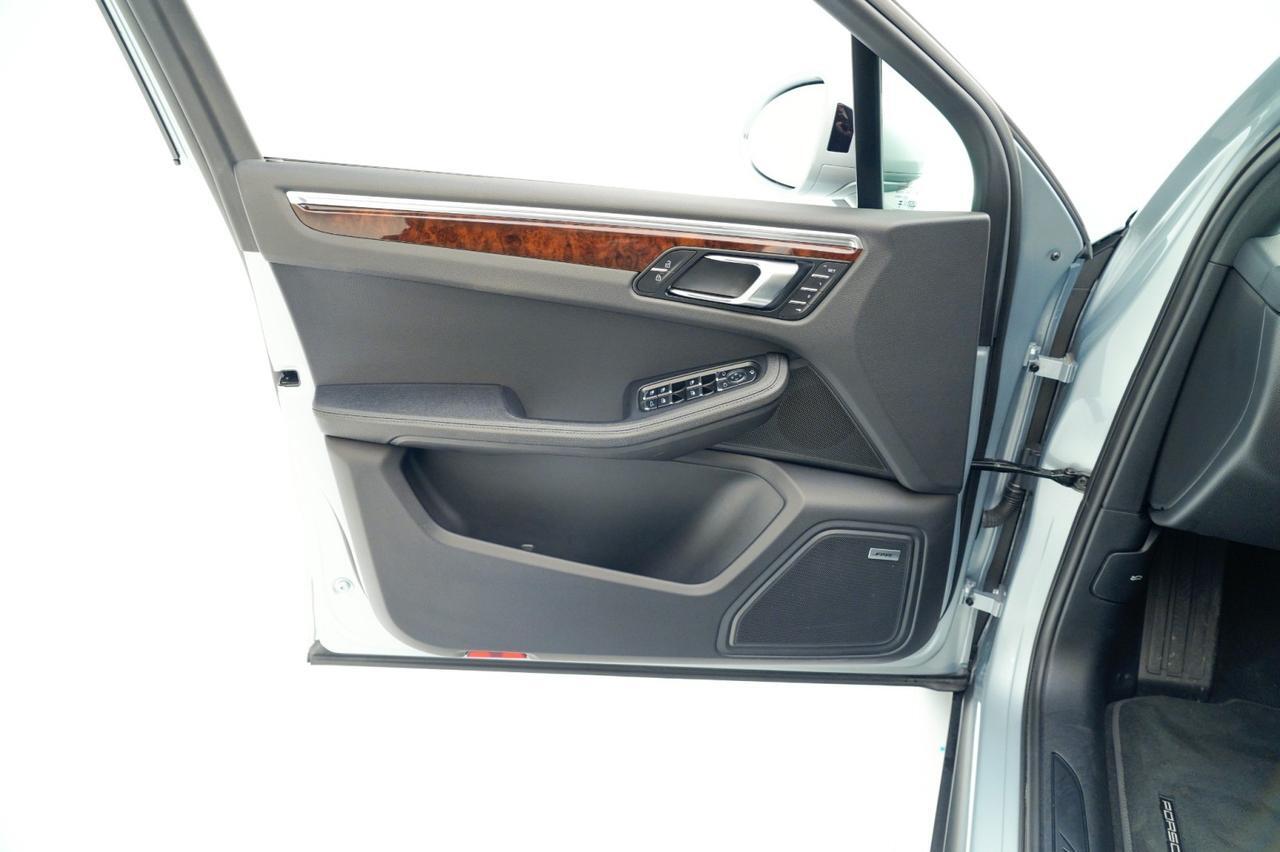 2025 Porsche Macan Pompano Beach FL