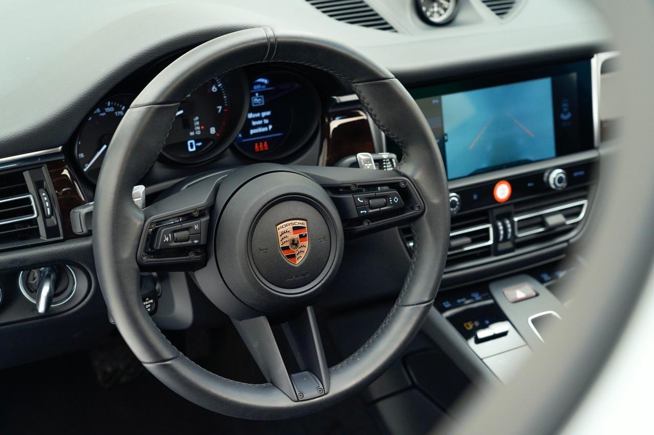 2025 Porsche Macan Pompano Beach FL