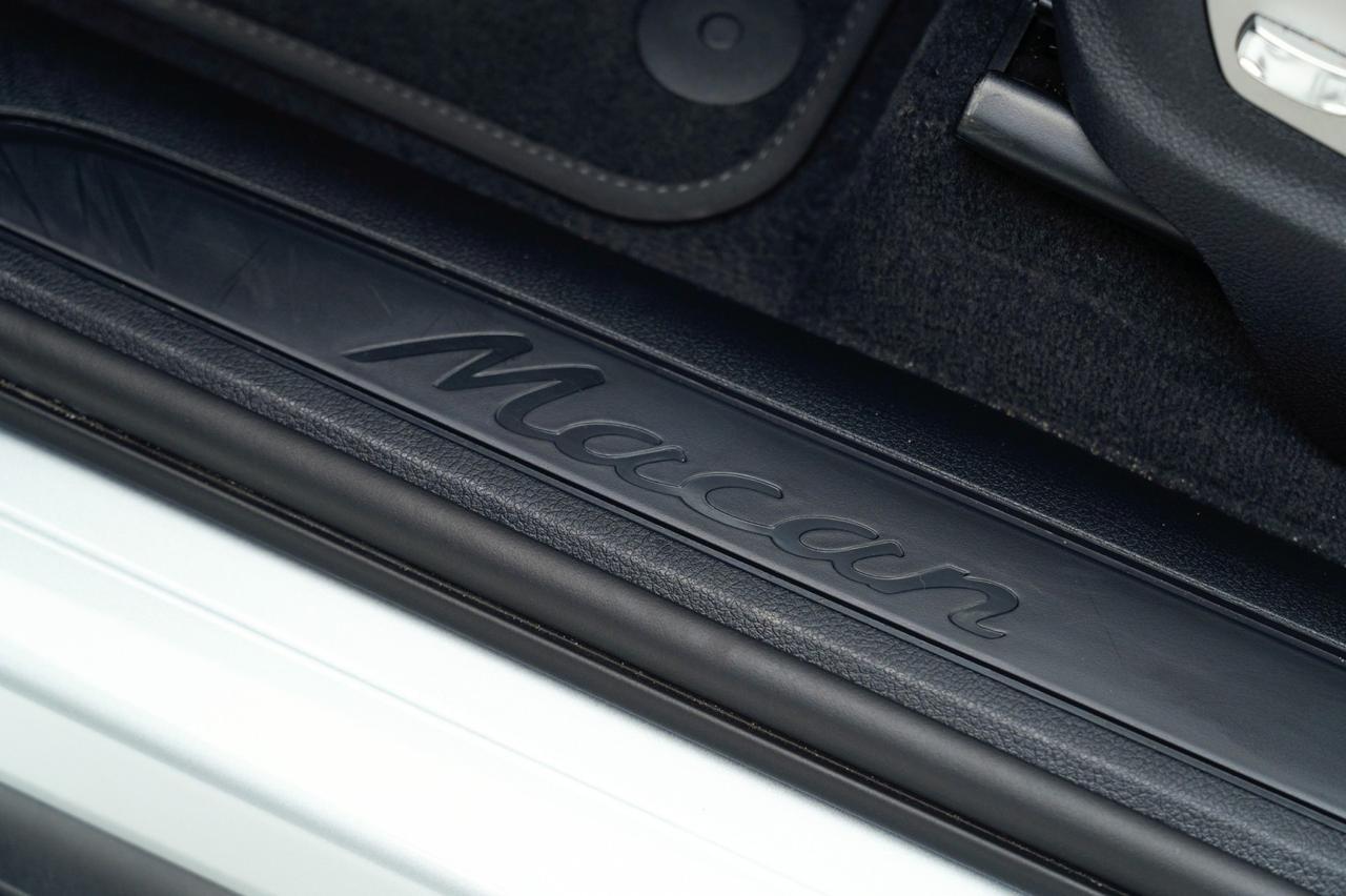 2025 Porsche Macan Pompano Beach FL