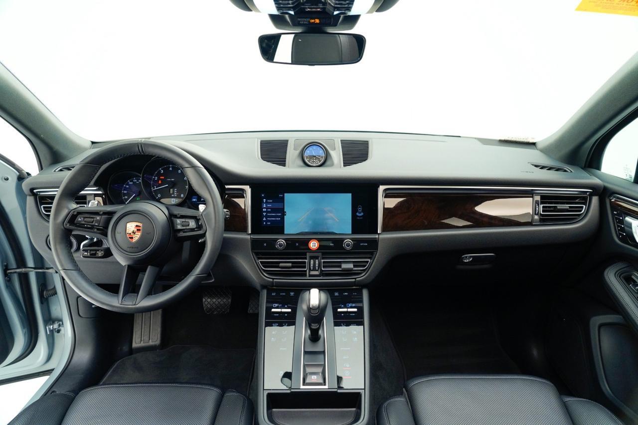 2025 Porsche Macan Pompano Beach FL