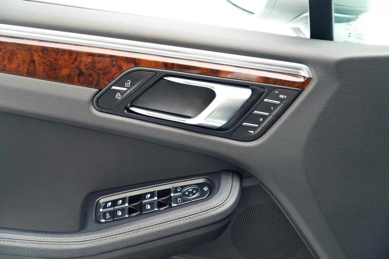 2025 Porsche Macan Pompano Beach FL