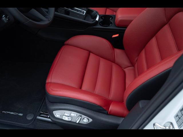 2025 Porsche Macan Pompano Beach FL