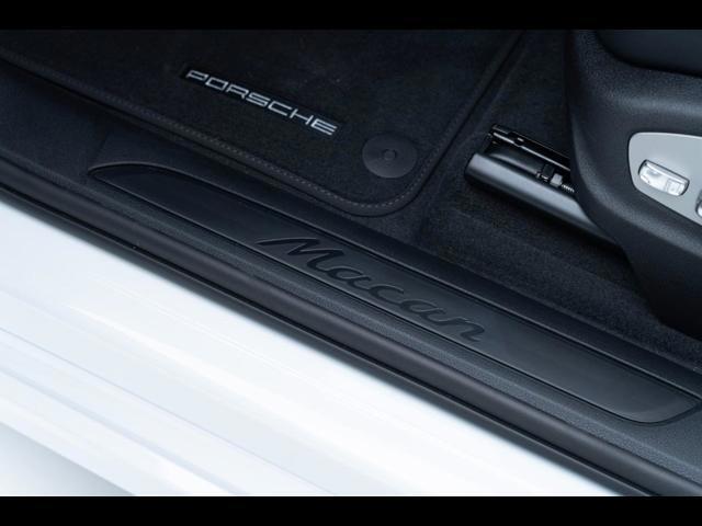 2025 Porsche Macan Pompano Beach FL