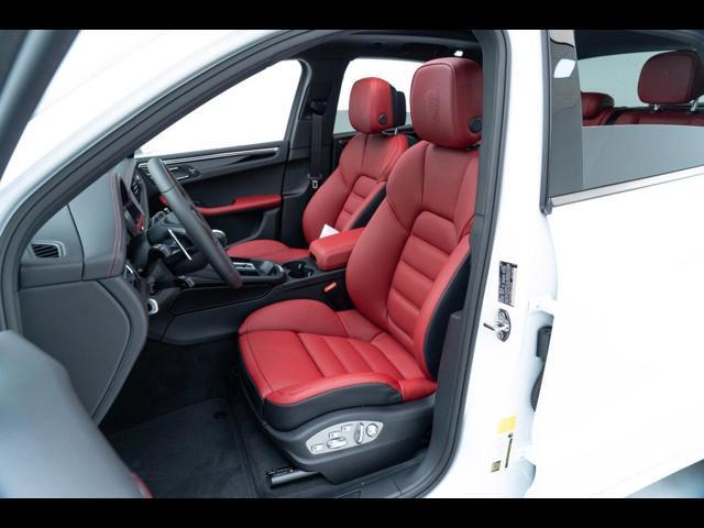 2025 Porsche Macan Pompano Beach FL