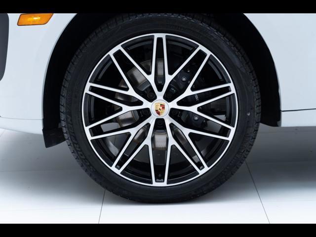 2025 Porsche Macan Pompano Beach FL