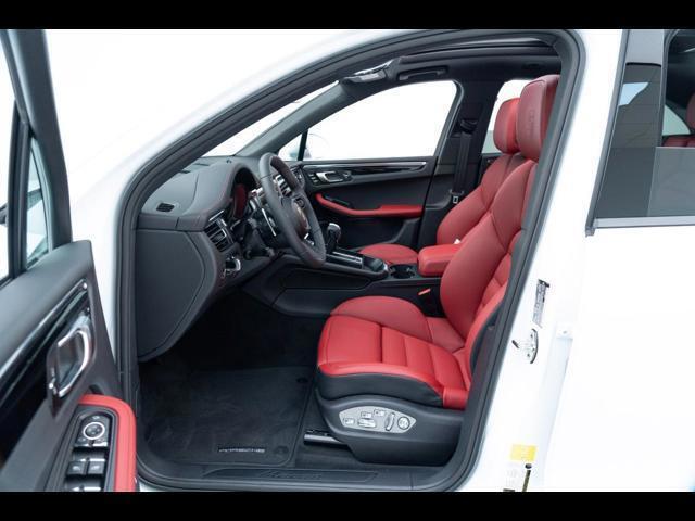 2025 Porsche Macan Pompano Beach FL