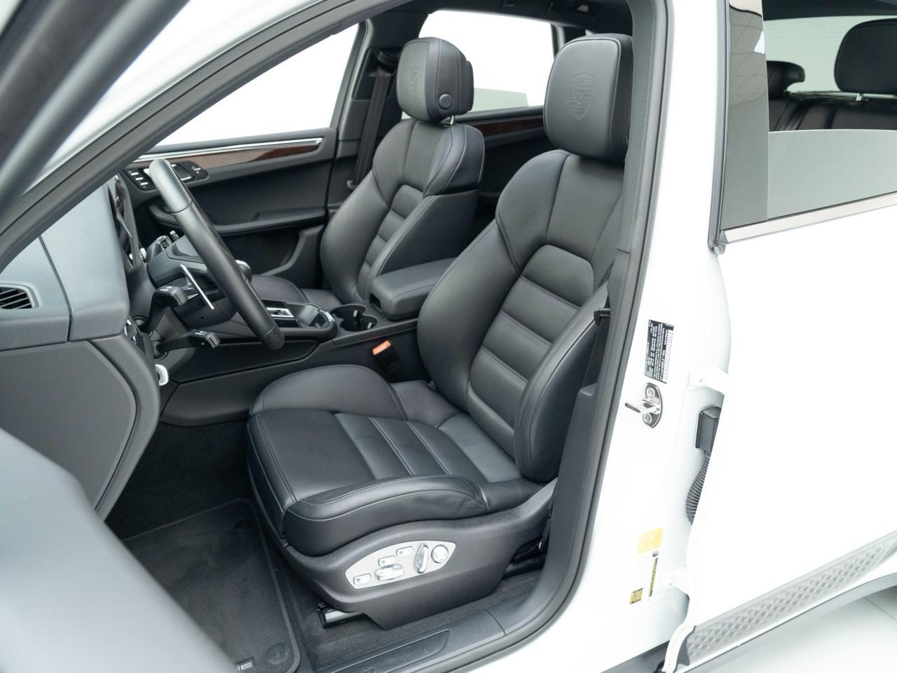 2025 Porsche Macan Pompano Beach FL