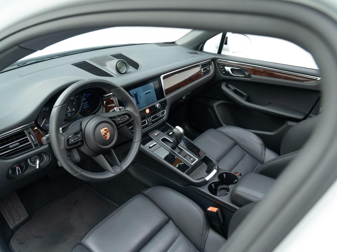 2025 Porsche Macan Pompano Beach FL