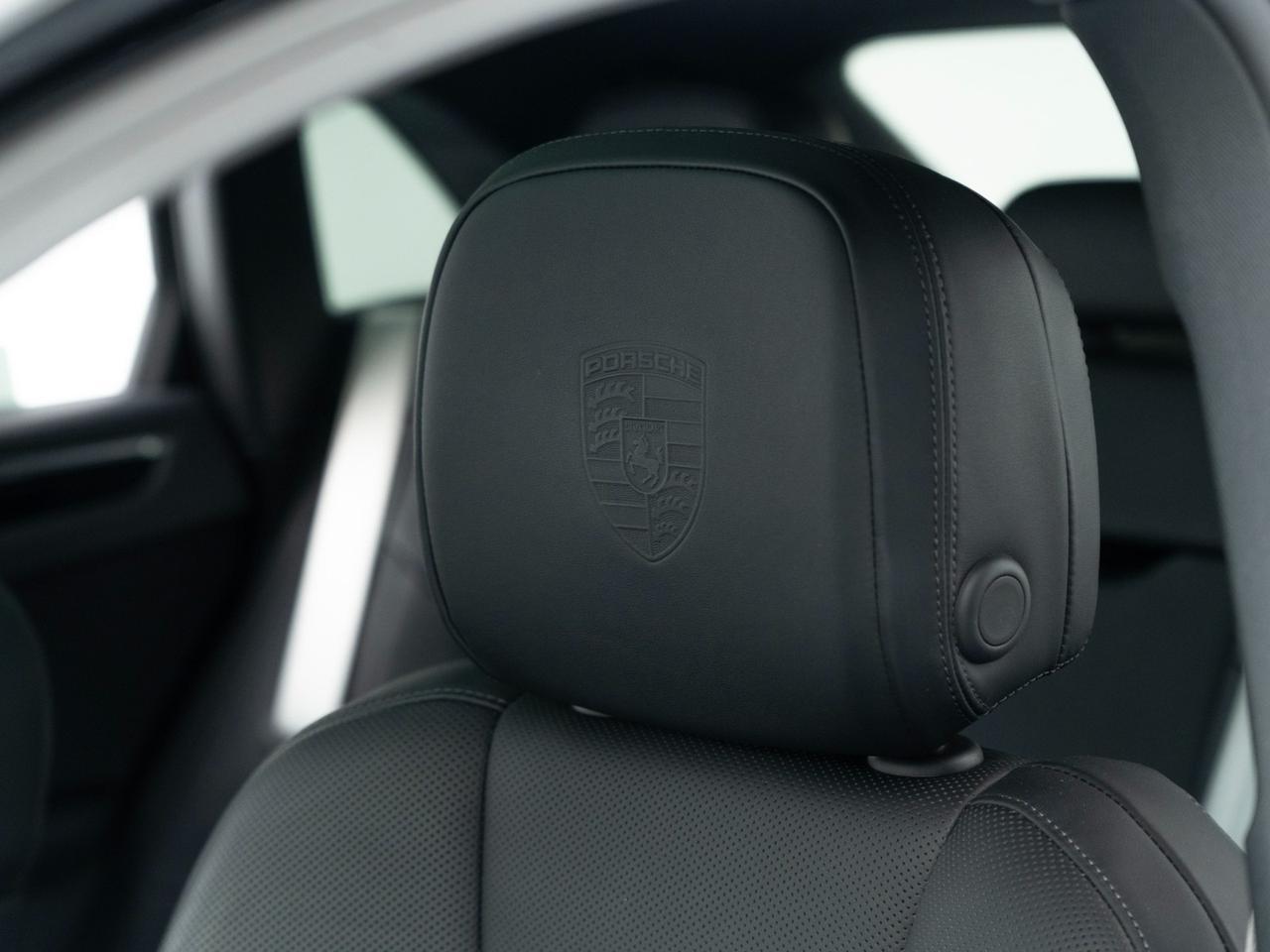 2025 Porsche Macan Pompano Beach FL