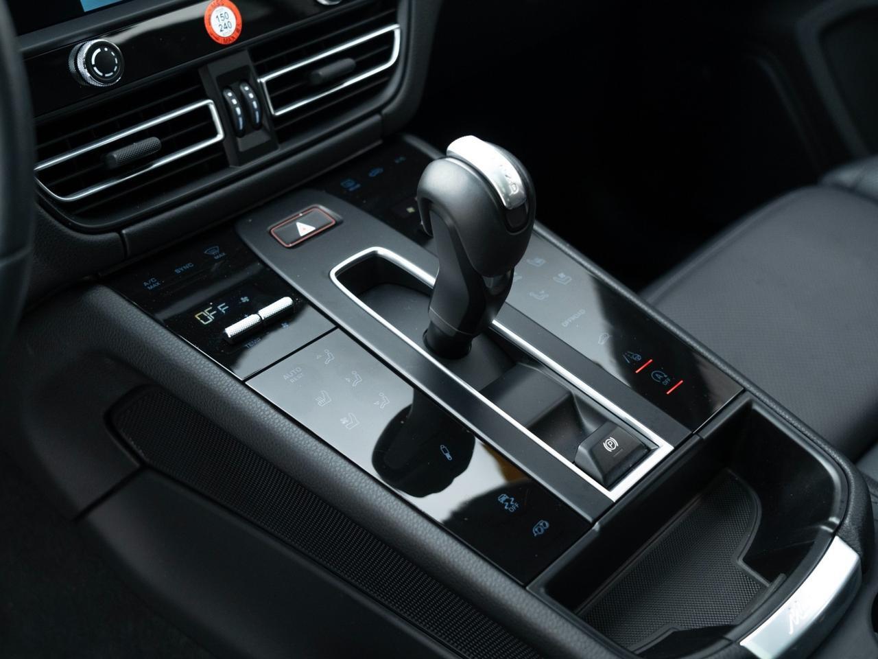 2025 Porsche Macan Pompano Beach FL