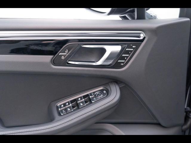 2025 Porsche Macan Pompano Beach FL
