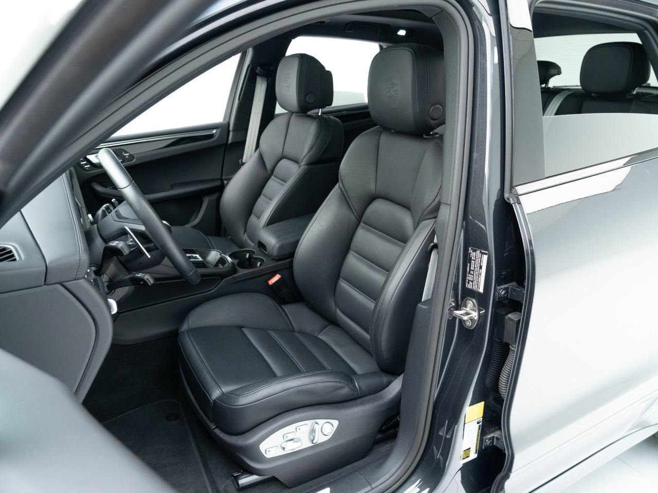 2025 Porsche Macan Pompano Beach FL