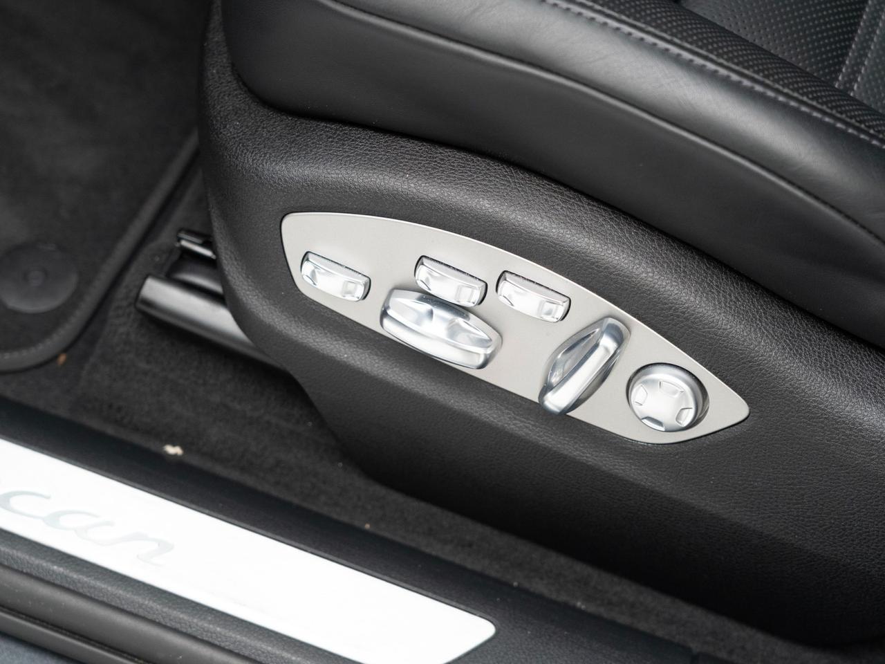 2025 Porsche Macan Pompano Beach FL