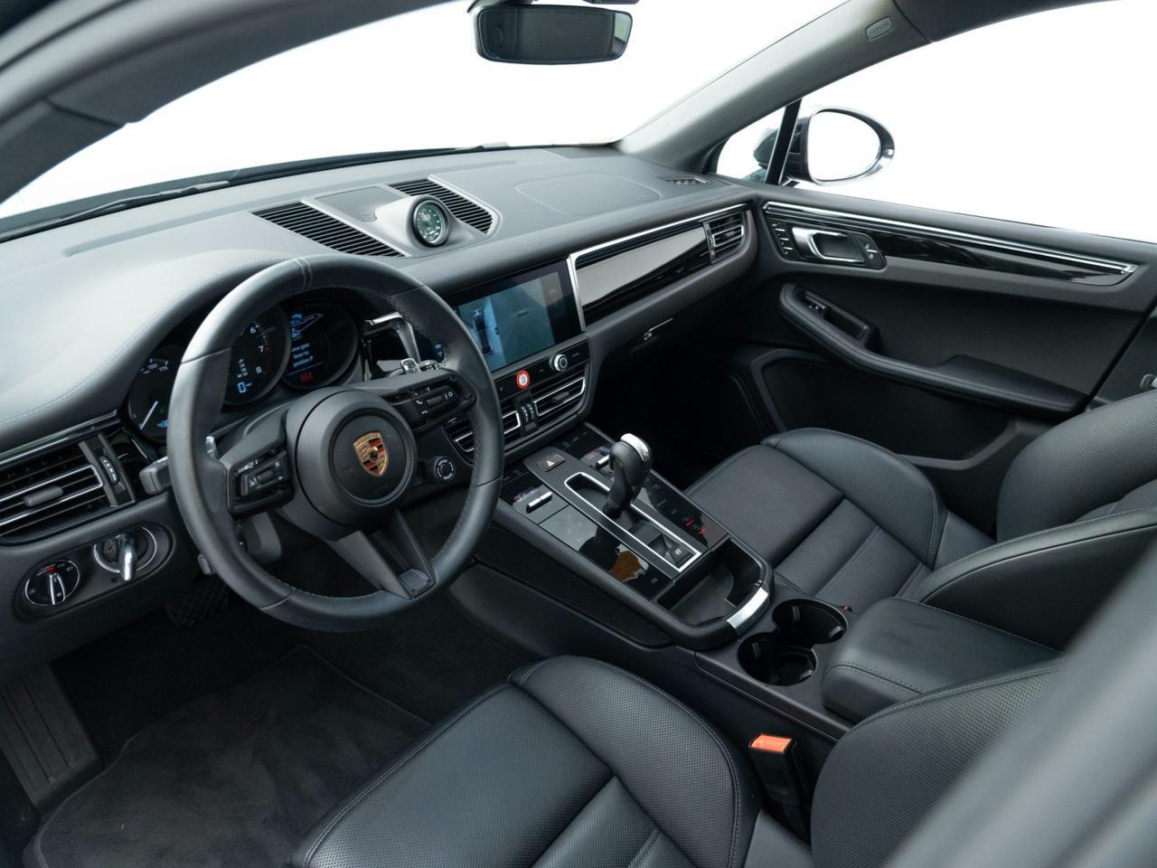 2025 Porsche Macan Pompano Beach FL