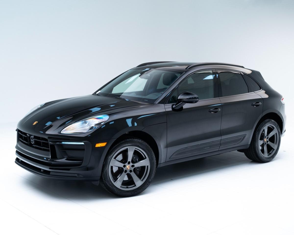 2025 Porsche Macan