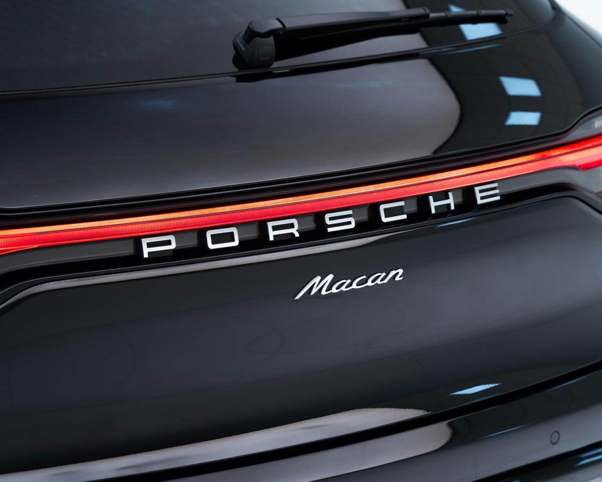 2025 Porsche Macan Pompano Beach FL