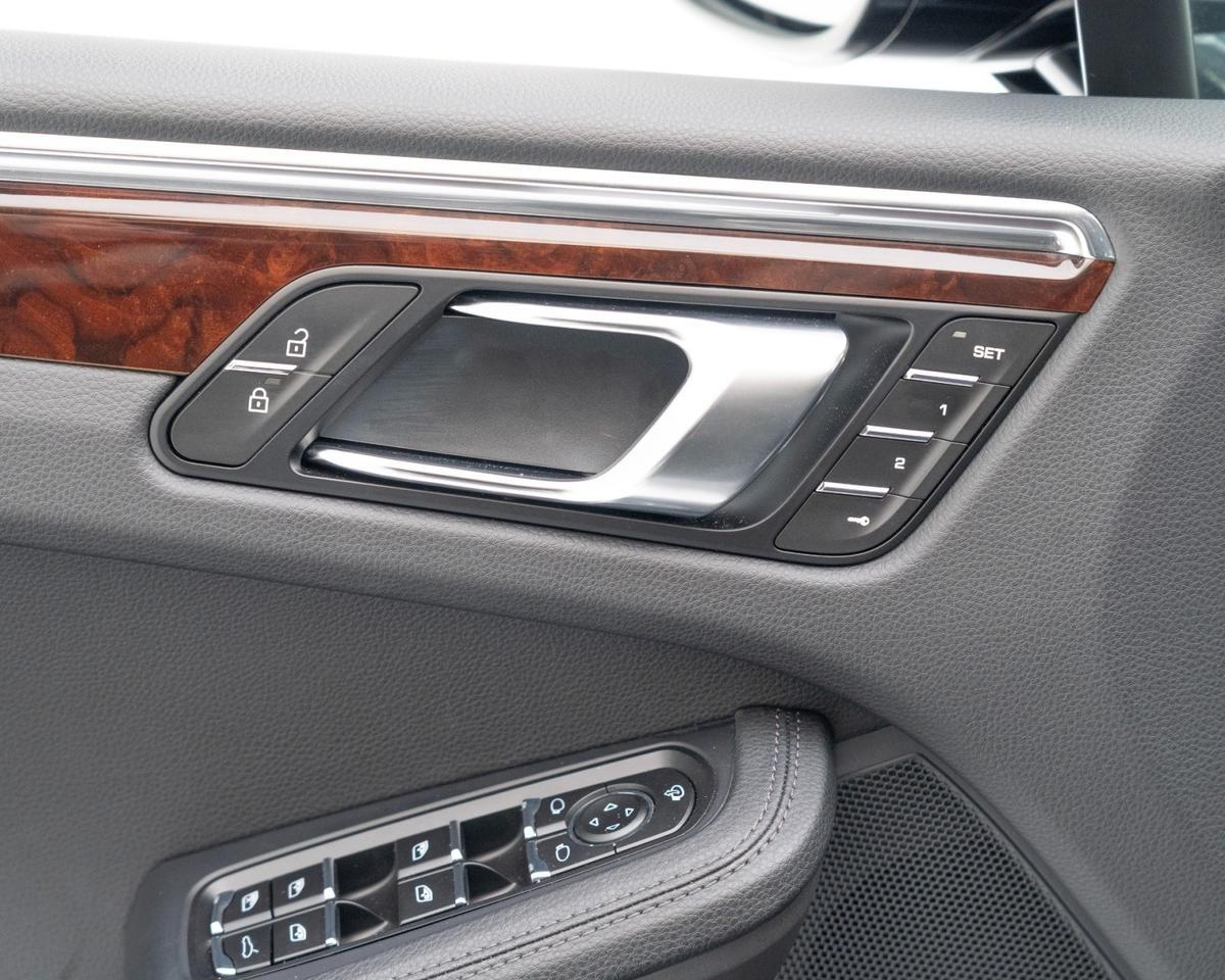 2025 Porsche Macan Pompano Beach FL