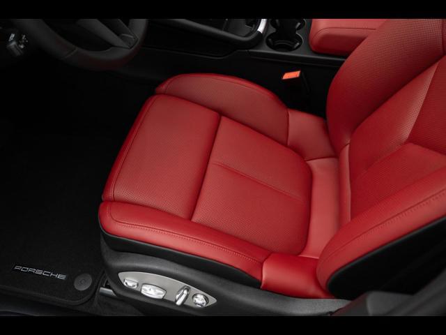 2025 Porsche Macan Pompano Beach FL