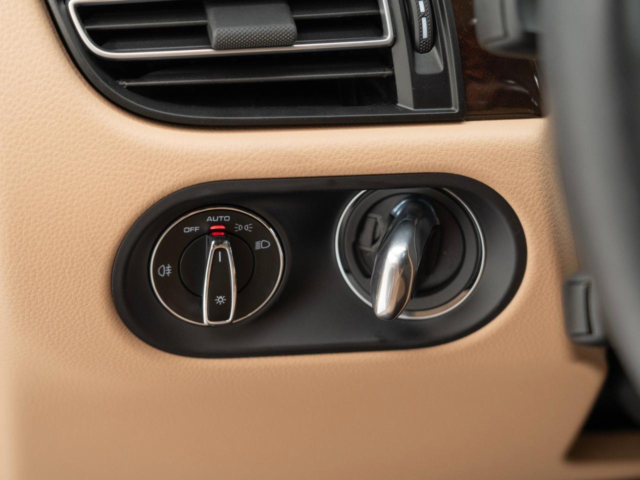 2025 Porsche Macan Pompano Beach FL