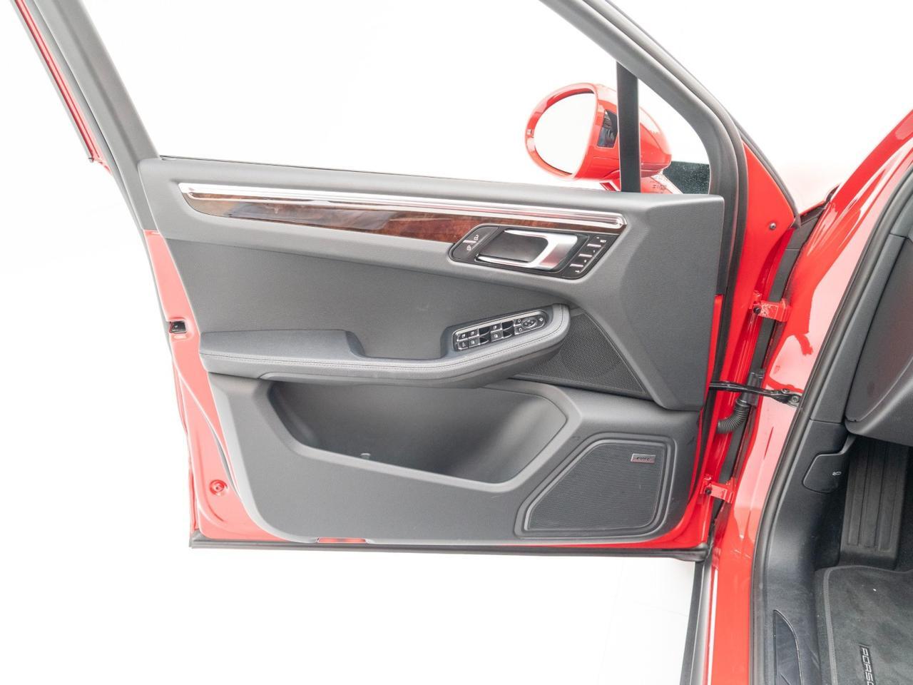 2025 Porsche Macan Pompano Beach FL