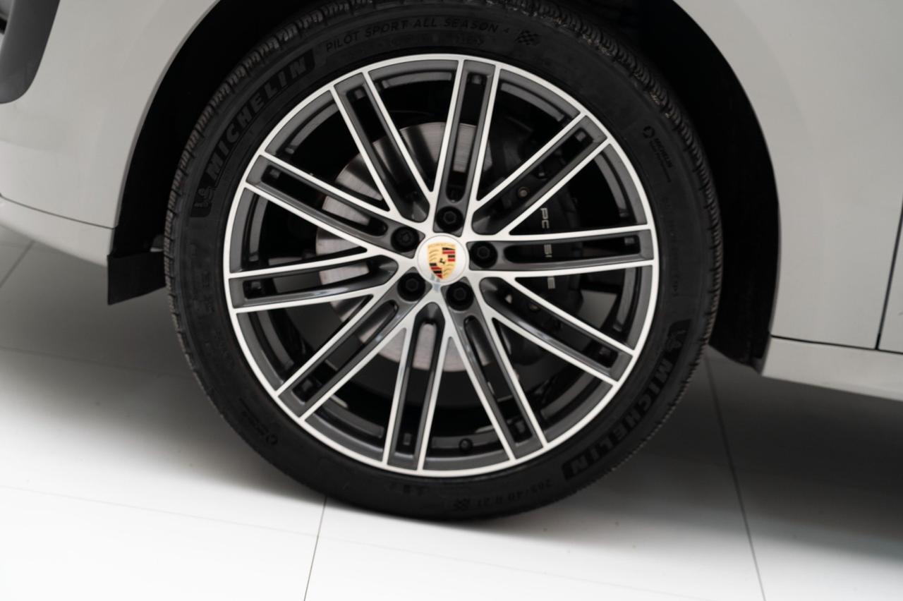 2025 Porsche Macan Pompano Beach FL