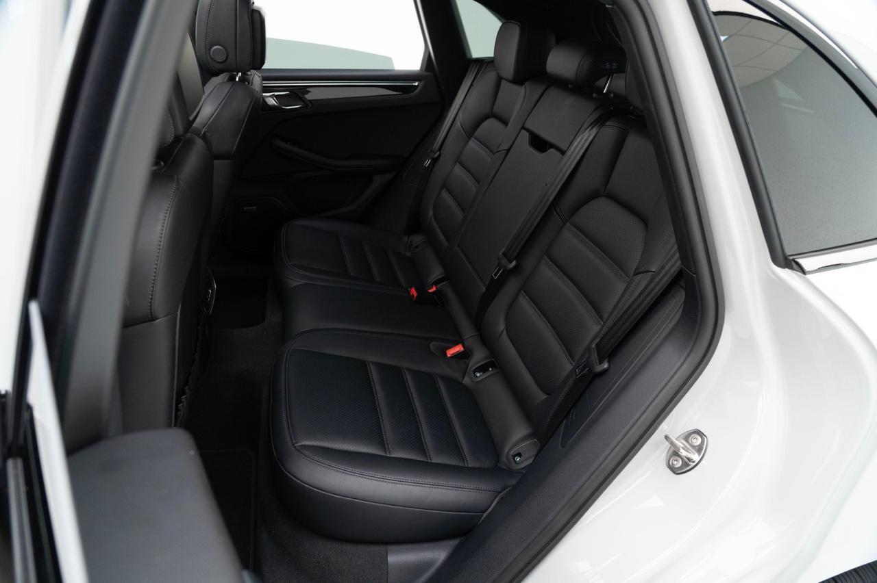 2025 Porsche Macan Pompano Beach FL
