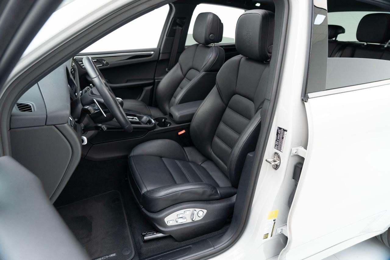 2025 Porsche Macan Pompano Beach FL