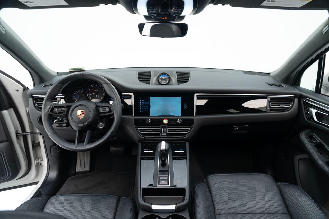 2025 Porsche Macan Pompano Beach FL