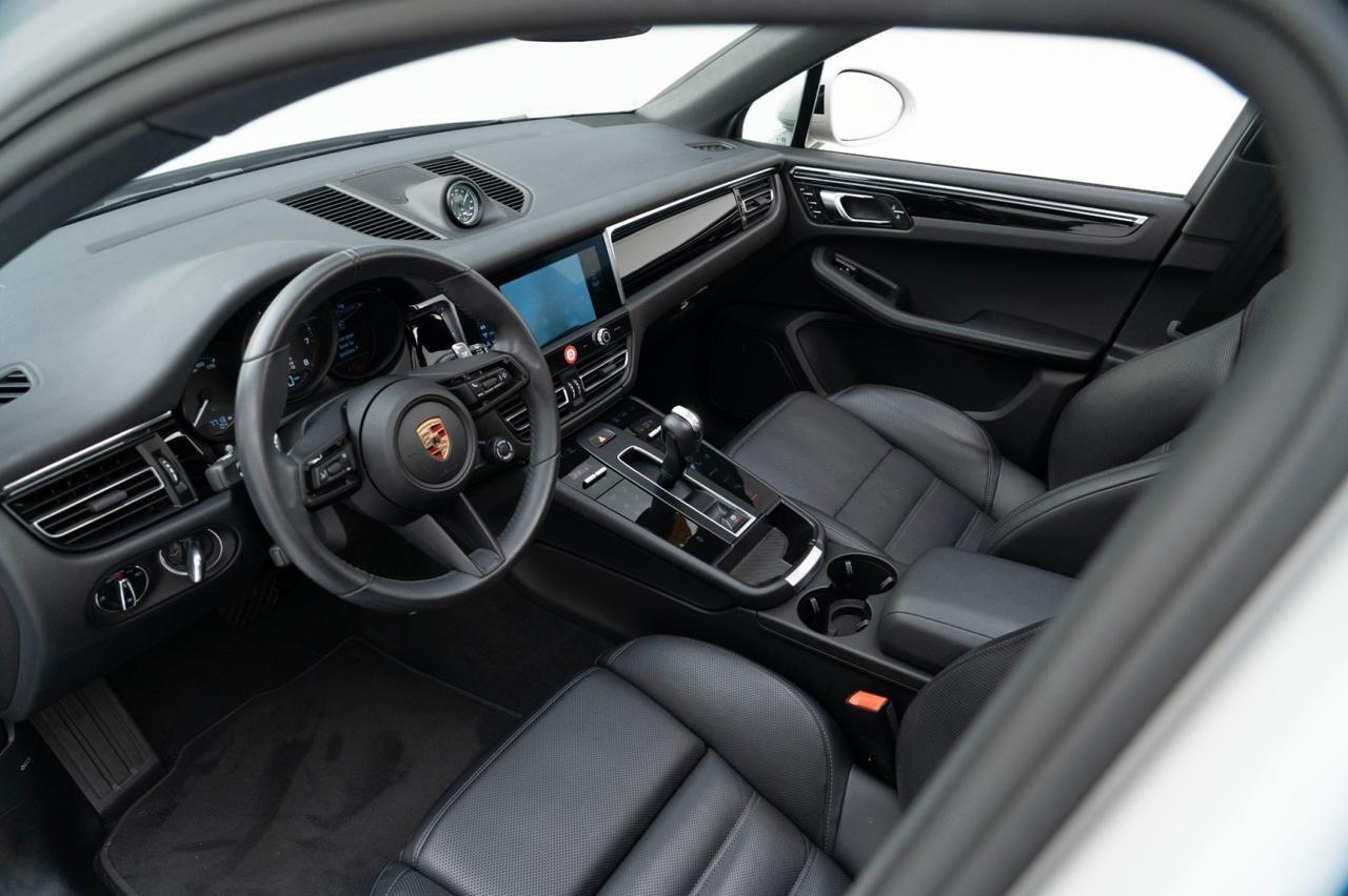 2025 Porsche Macan Pompano Beach FL