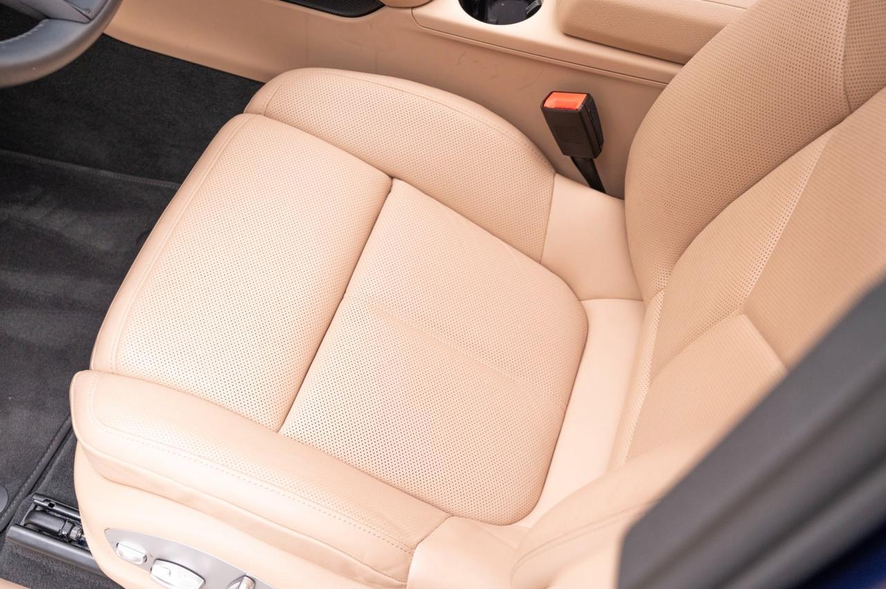 2025 Porsche Macan Pompano Beach FL