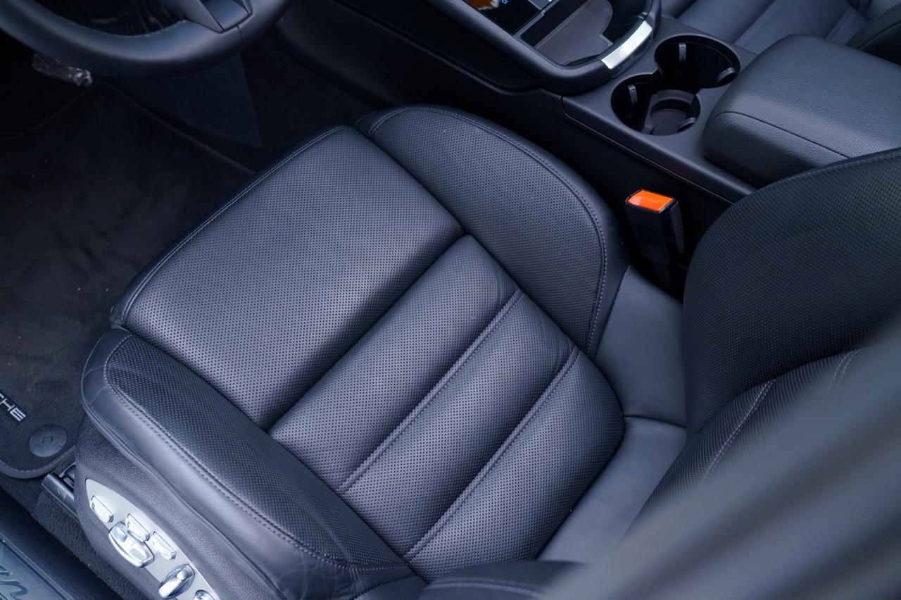 2025 Porsche Macan Pompano Beach FL