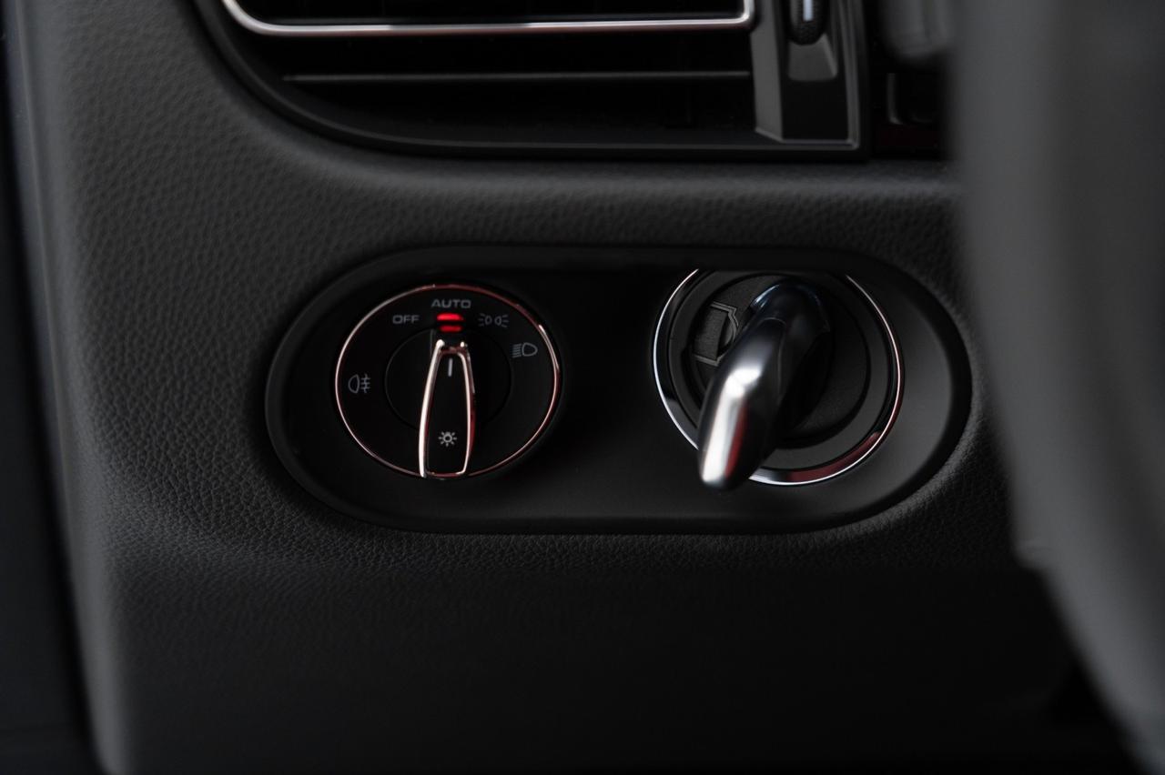 2025 Porsche Macan Pompano Beach FL