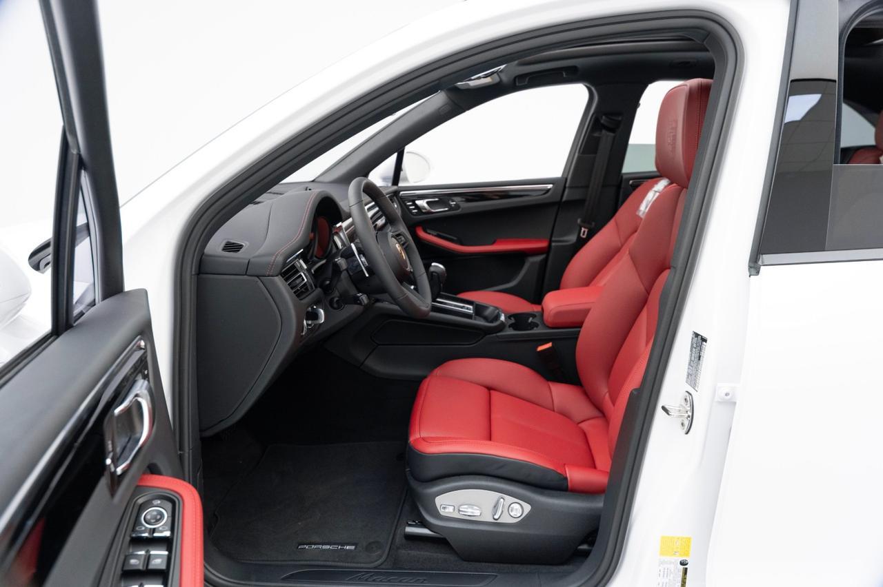 2025 Porsche Macan Pompano Beach FL