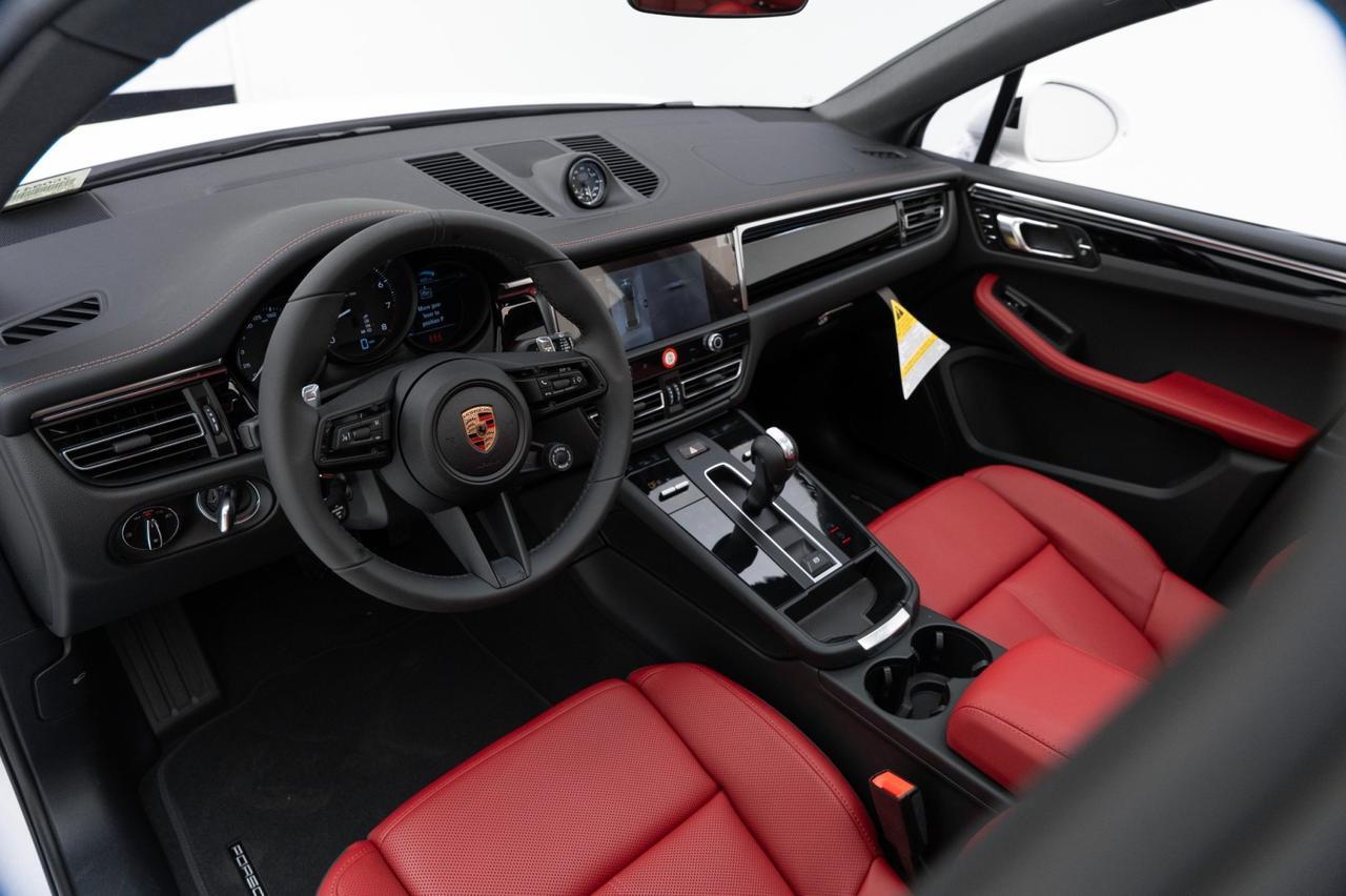 2025 Porsche Macan Pompano Beach FL