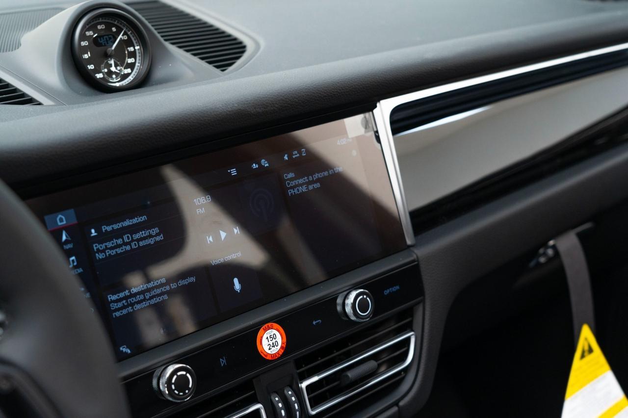 2025 Porsche Macan Pompano Beach FL