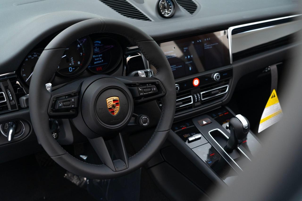 2025 Porsche Macan Pompano Beach FL