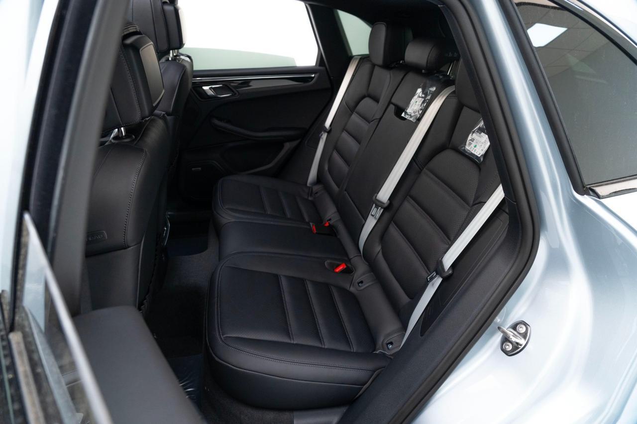 2025 Porsche Macan Pompano Beach FL