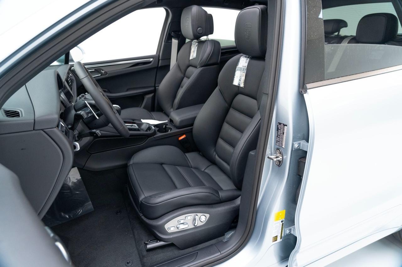 2025 Porsche Macan Pompano Beach FL