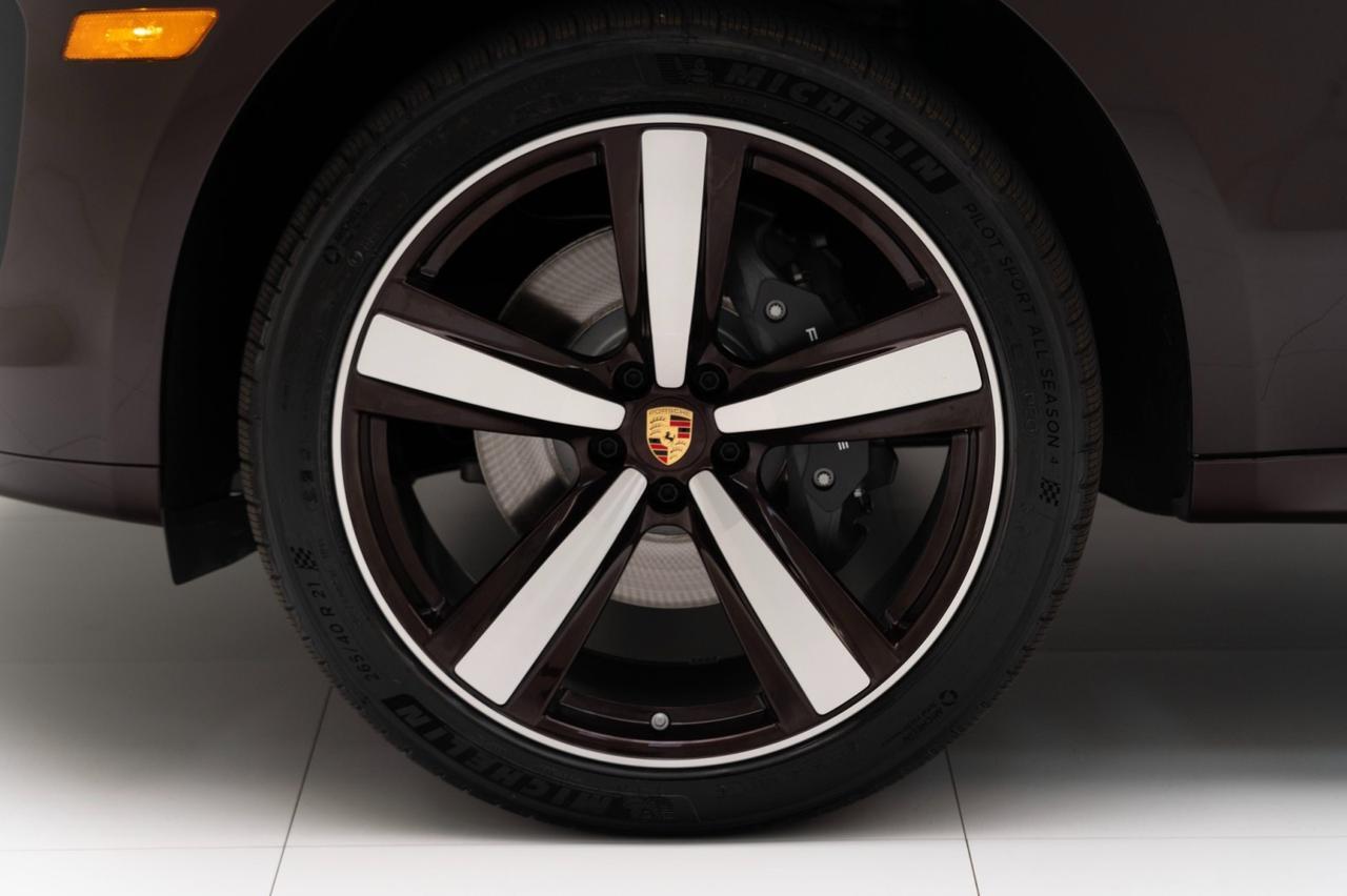 2025 Porsche Macan Pompano Beach FL