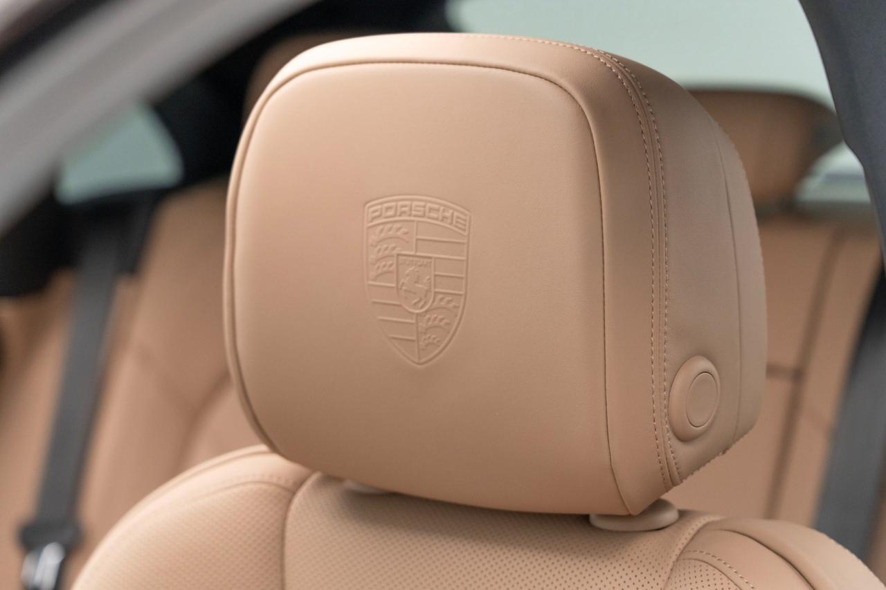 2025 Porsche Macan Pompano Beach FL