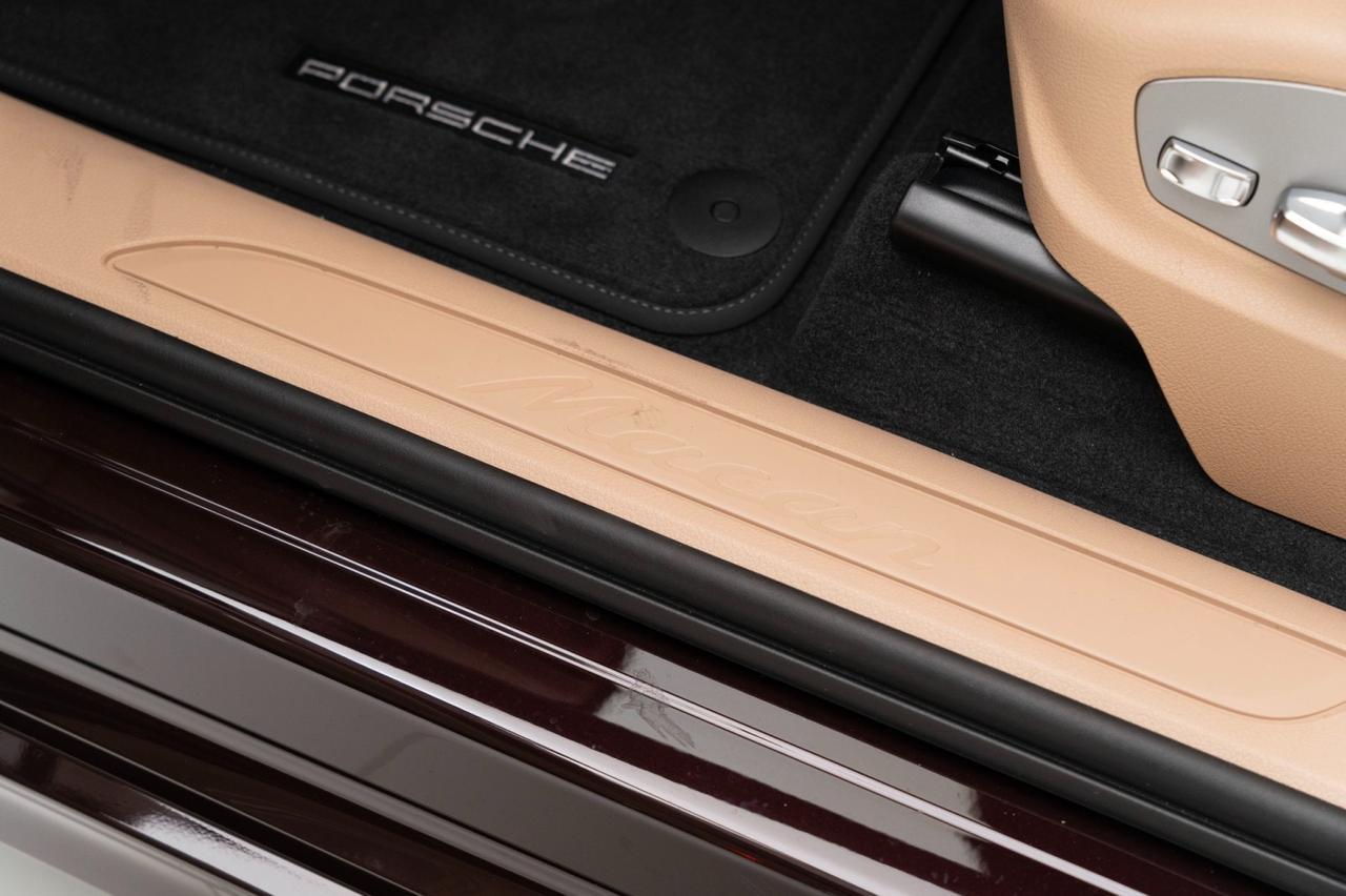 2025 Porsche Macan Pompano Beach FL