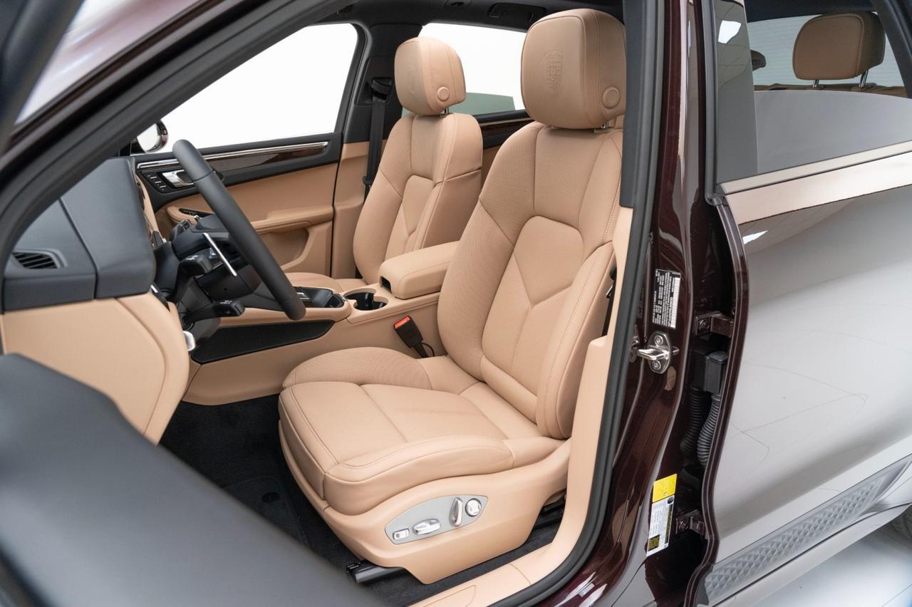 2025 Porsche Macan Pompano Beach FL