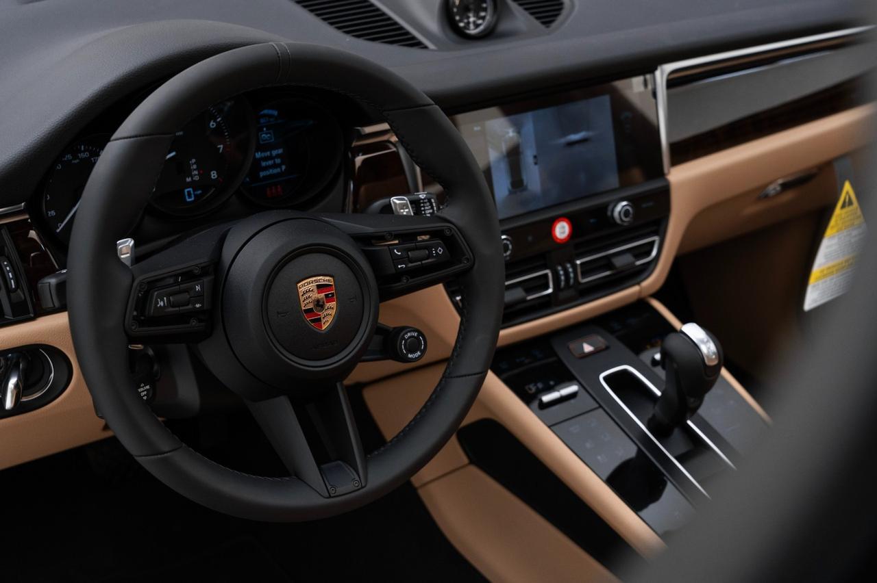 2025 Porsche Macan Pompano Beach FL
